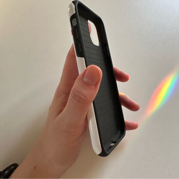 Iphone 11 Case with Japanese art Benzaiten Shrine white blue pink - Picture 5 of 6